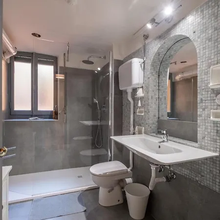 Apartamento Quiet ,cosy , Super Central, 2 Bedrooms