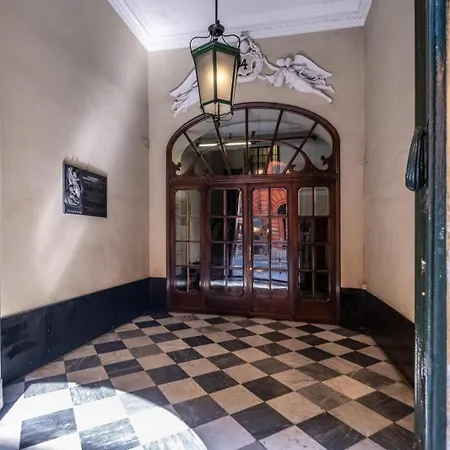 Appartamento Quiet ,cosy , Super Central, 2 Bedrooms *